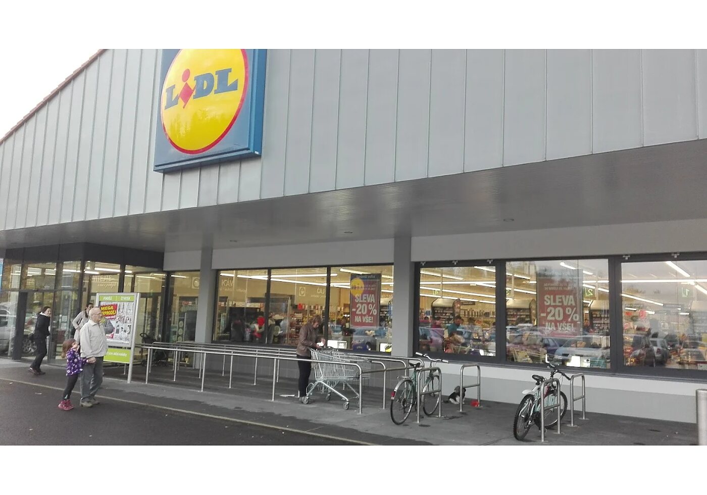 Prodejna Lidl Rožnovská 864, 757 01 Valašské Meziříčí
