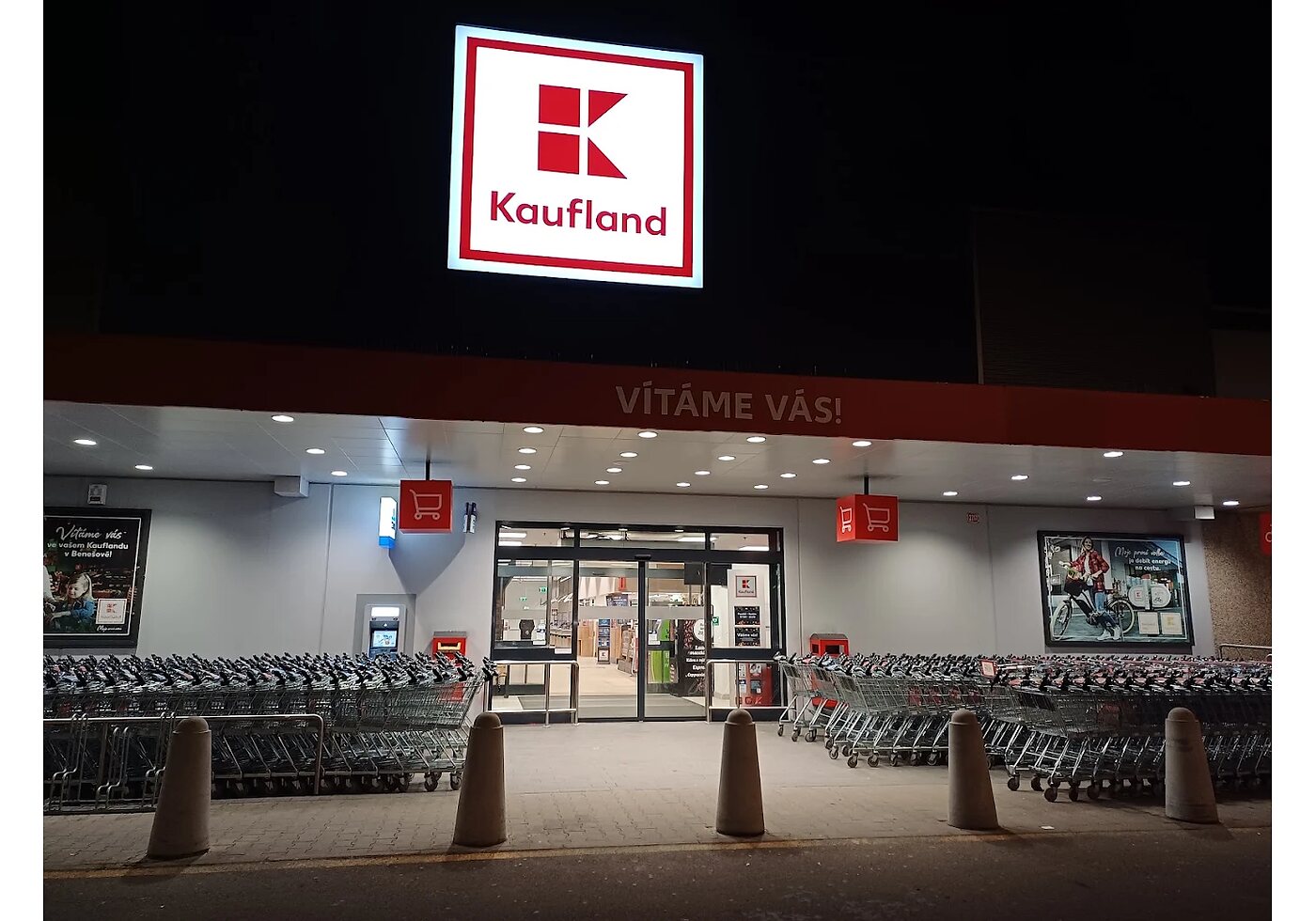 Prodejna Kaufland Červené vršky 2217, 256 01 Benešov