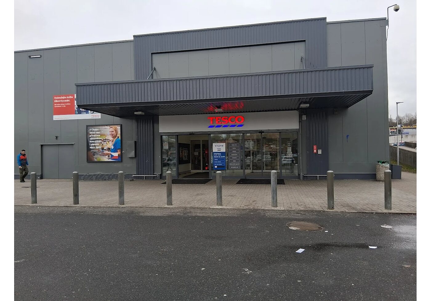 Tesco Hypermarket Cheb