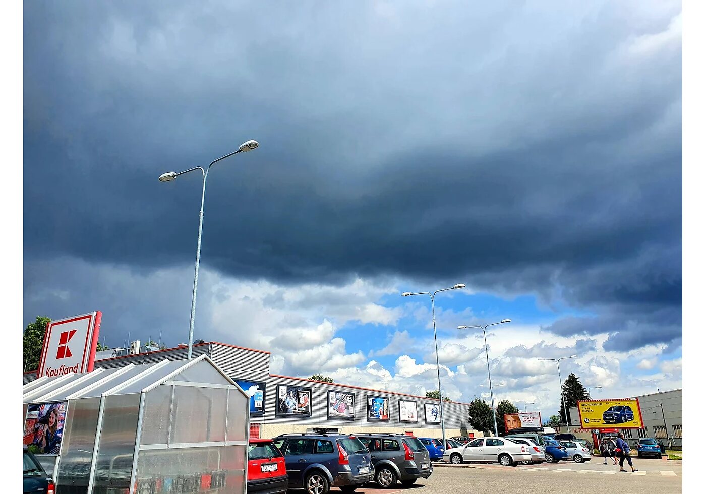 Prodejna Kaufland 17. listopadu 3111, 544 01 Dvůr Králové