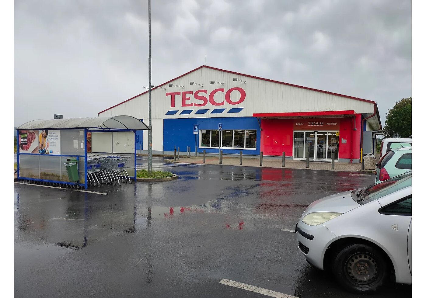 Tesco Supermarket Habartov