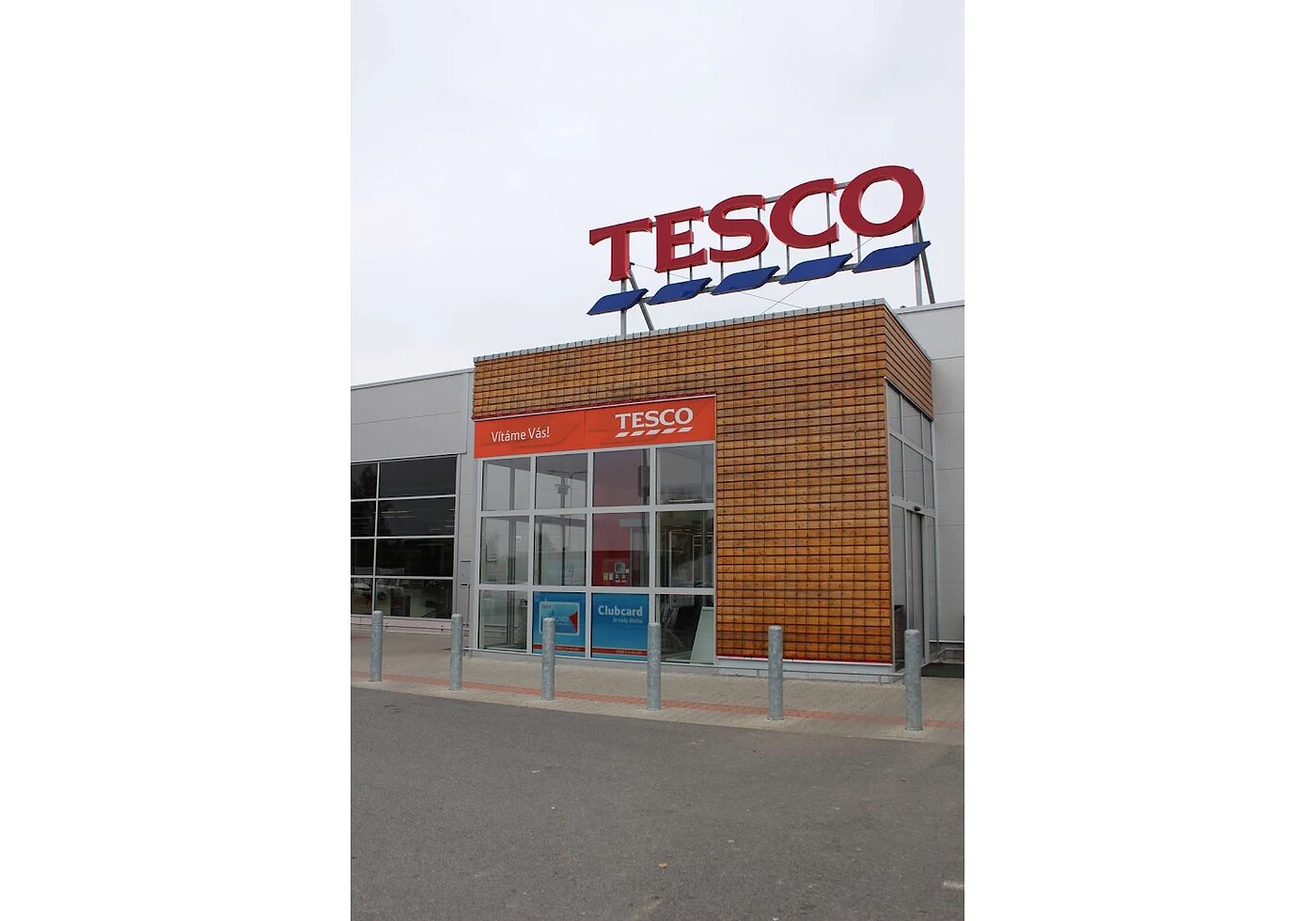 Tesco Hypermarket Hostivice
