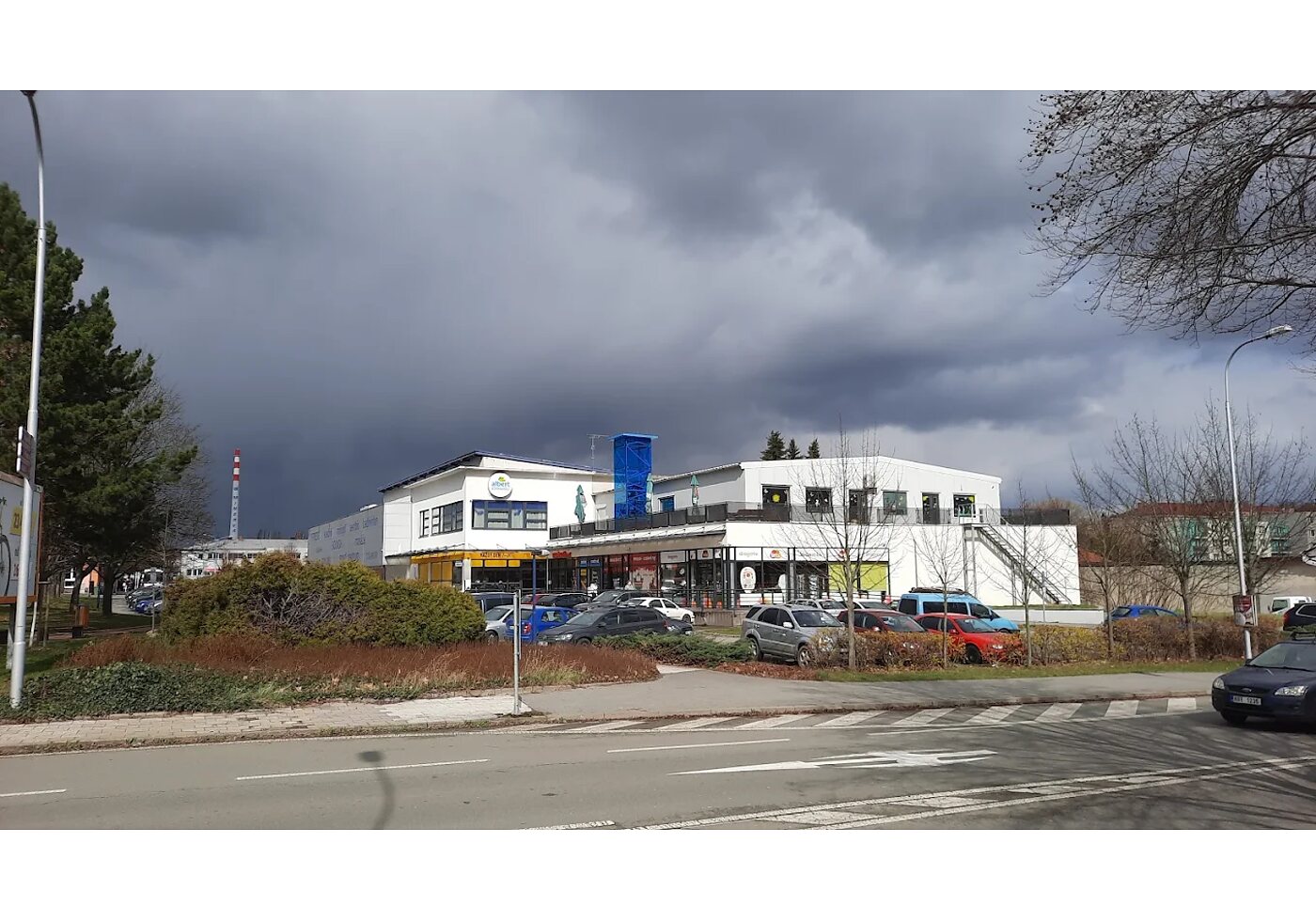 Albert Supermarket Boskovice, Centrum Modrá věž